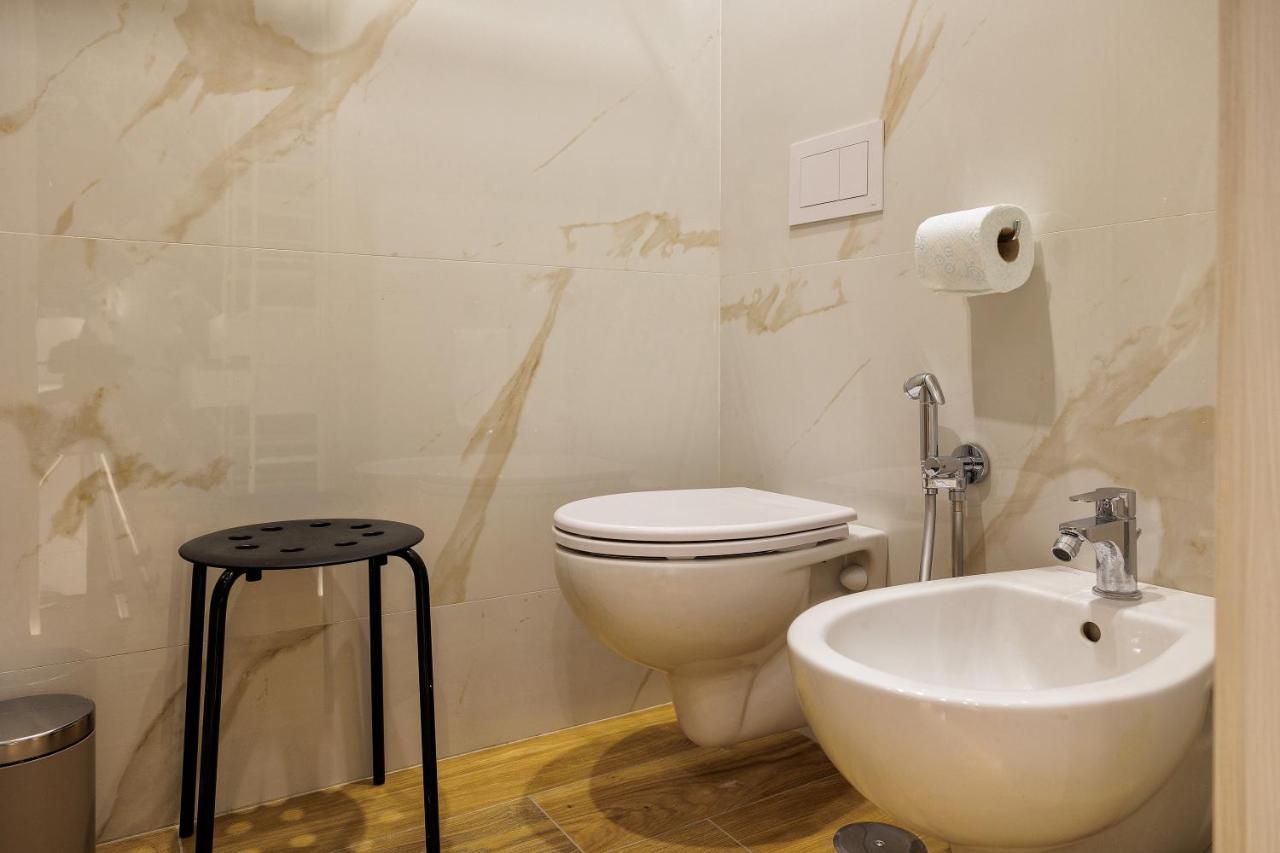 Live Suite Napoli Zewnętrze zdjęcie
