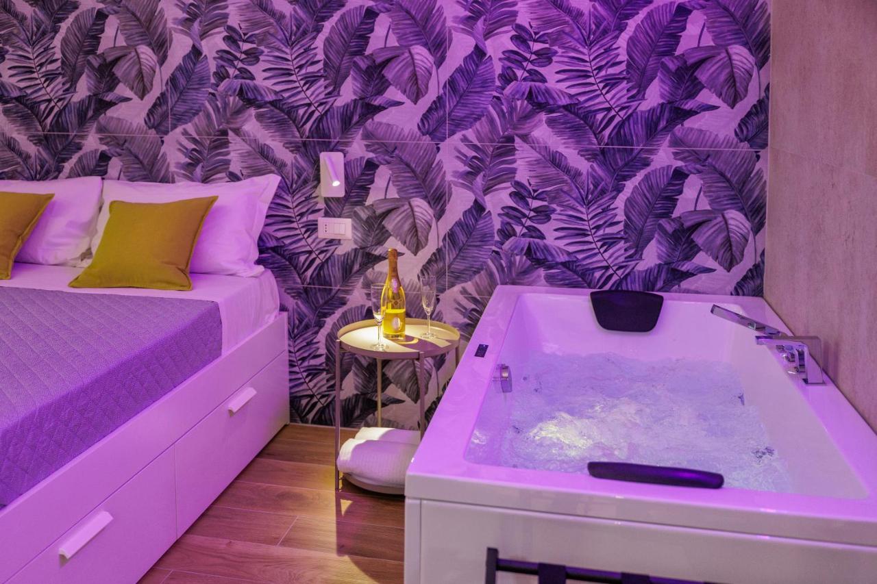 Live Suite Napoli Zewnętrze zdjęcie