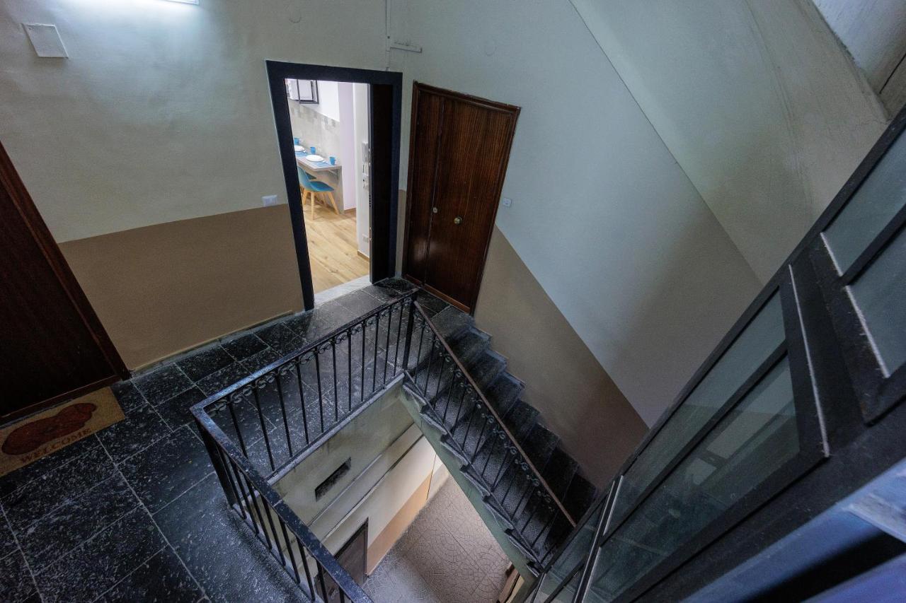 Live Suite Napoli Zewnętrze zdjęcie